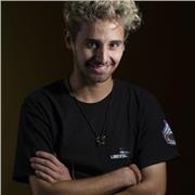 Danza terapéutica con mención en Biodanza. Maestro Reiki Usui